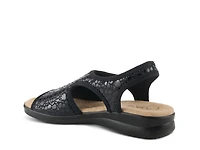 Nyaman Crackle Sandal