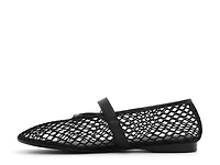 Elyiaa Mary Jane Flat