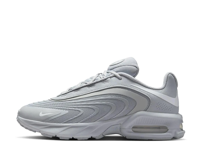 Air Max Fire Sneaker - Men's