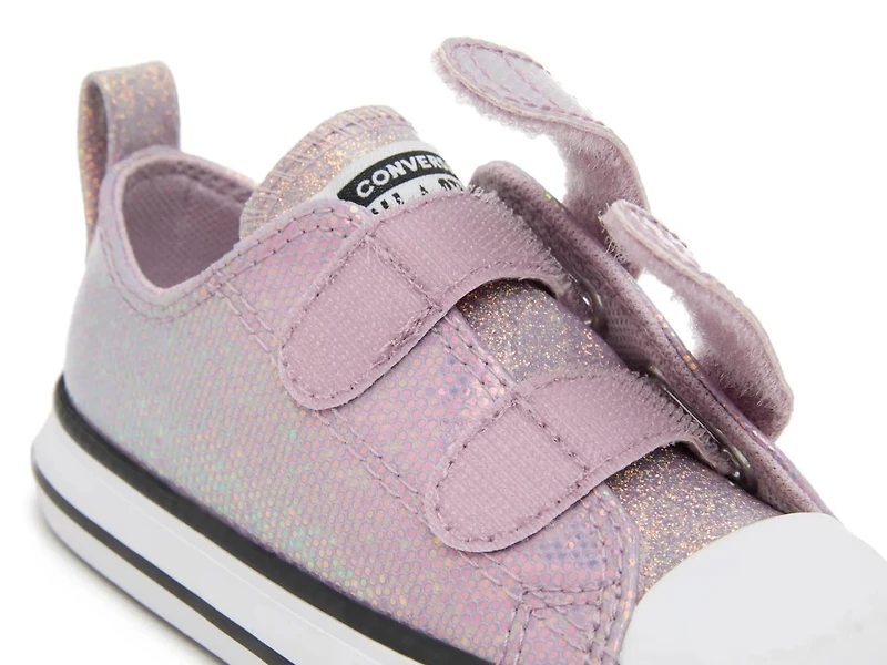 Chuck Taylor All Star 2V Disco Sneaker - Kids'