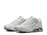 Reax 8 TR Sneaker
