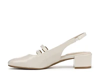 Beatrice Mary Jane Pump