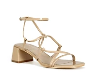 Anika Sandal
