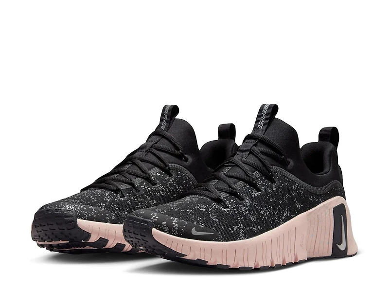 Free Metcon 6 Running Shoe