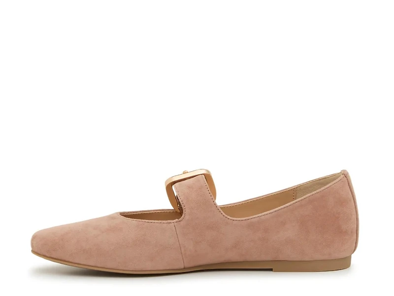 Zarah Mary Jane Flat
