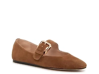 Zarah Mary Jane Flat