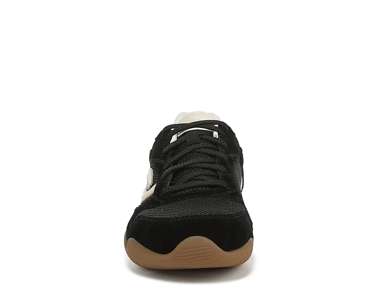 Candor Sneaker