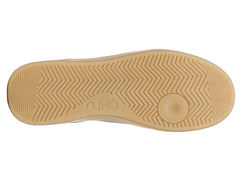Viv Max Platform Sneaker