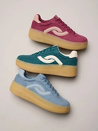 Viv Max Platform Sneaker