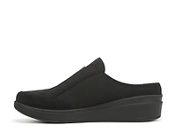 Lounge Slip-On