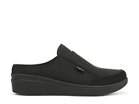 Lounge Slip-On