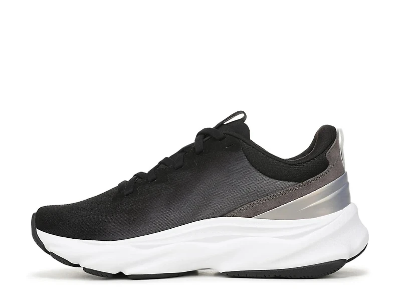 Elevate LX Sneaker