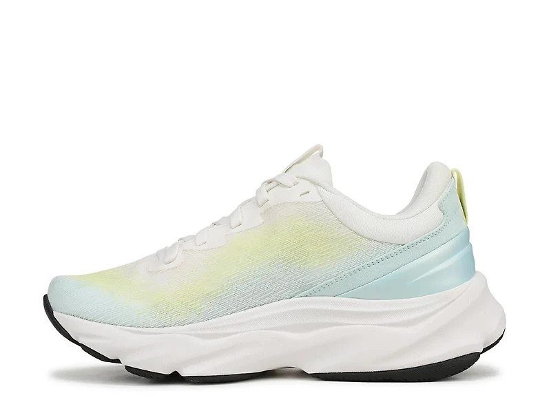 Elevate LX Sneaker
