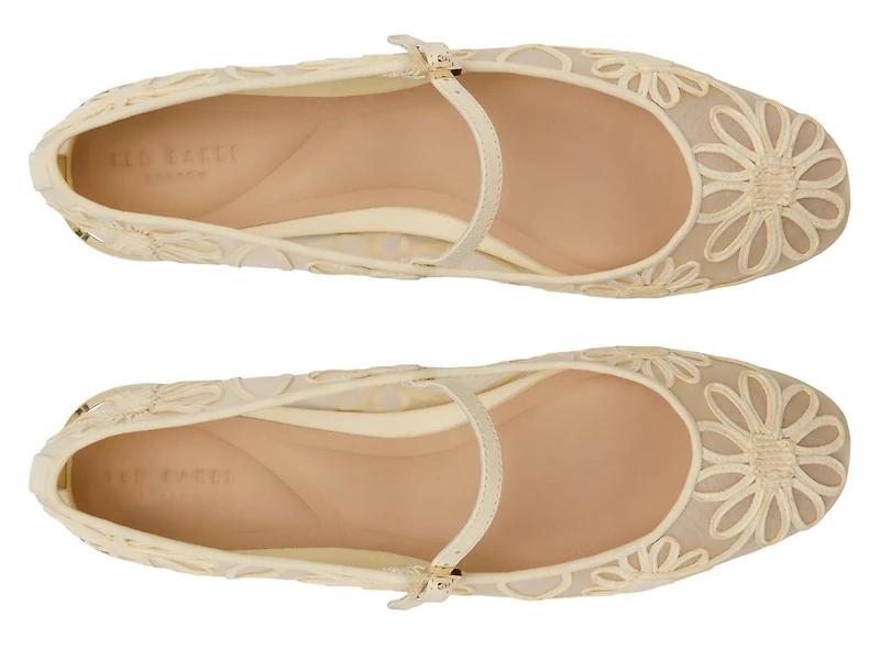 Daria Jane Flat