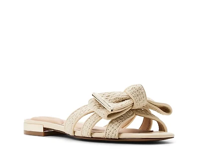 Elsie Sandal