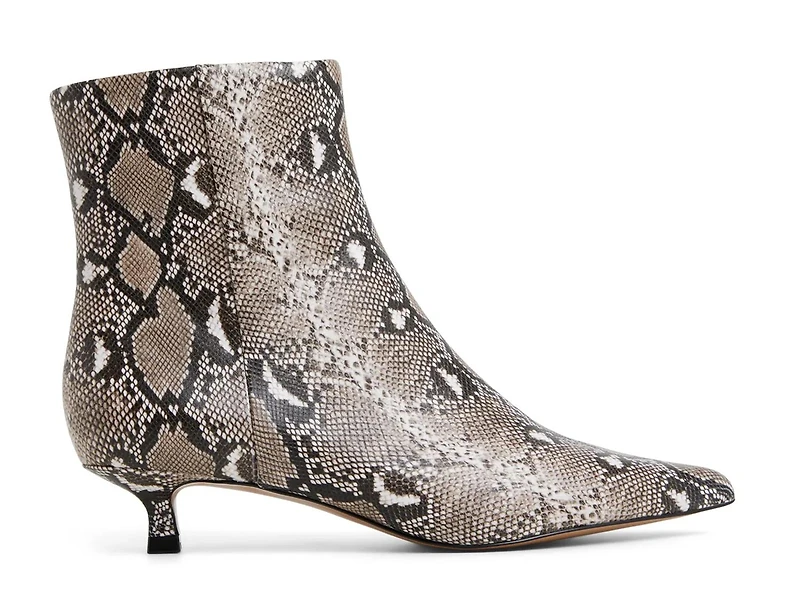 Joanaa Bootie