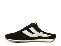 Oasis Runner Slip-On