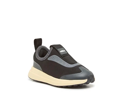 Robbie Dash Slip-On Sneaker