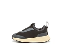 Robbie Dash Slip-On Sneaker