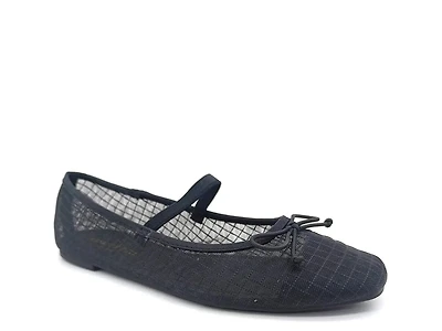 Myra Mary Jane Flat