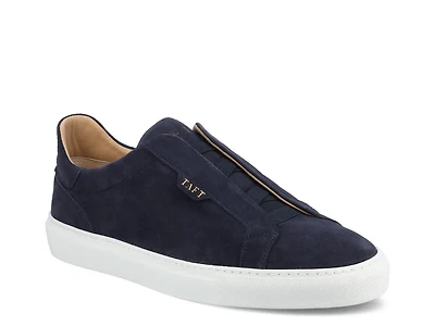 James Slip-on Sneaker