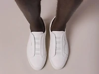 James Slip-on Sneaker