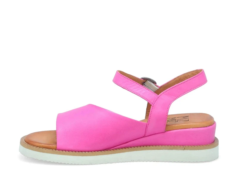 Elias Wedge Sandal