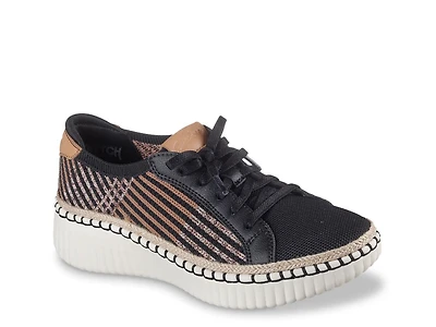 Wilshire Blvd Breezy Stroll Slip-On