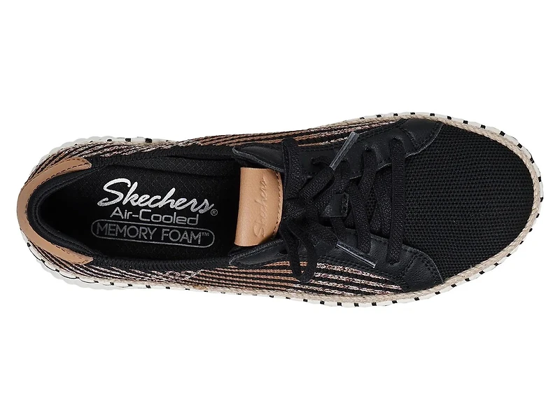 Wilshire Blvd Breezy Stroll Slip-On