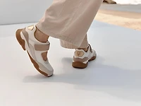 Walk Slim Giselle Mary Jane Sneaker