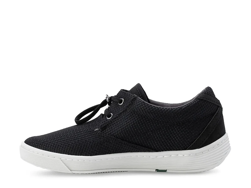 Beacon Sneaker