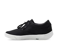 Beacon Sneaker