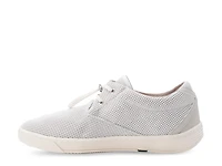 Beacon Sneaker