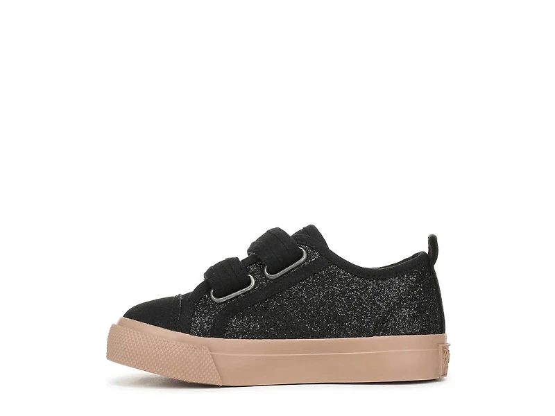 Cove Sneaker