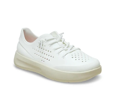 InMotion Pacer Sneaker - Women's