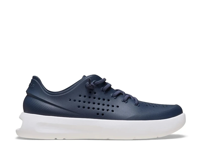 InMotion Pacer Sneaker