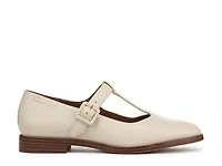 Kenley Mary Jane Flat