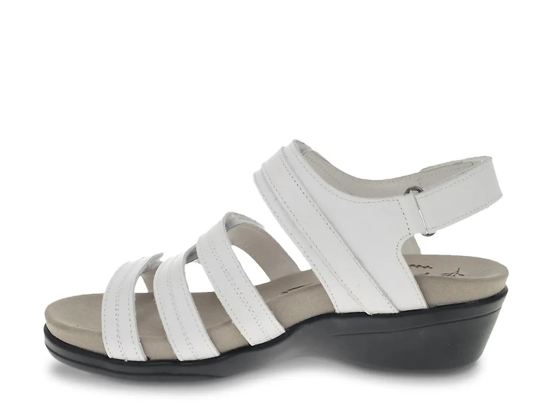 Ainsley Sandal