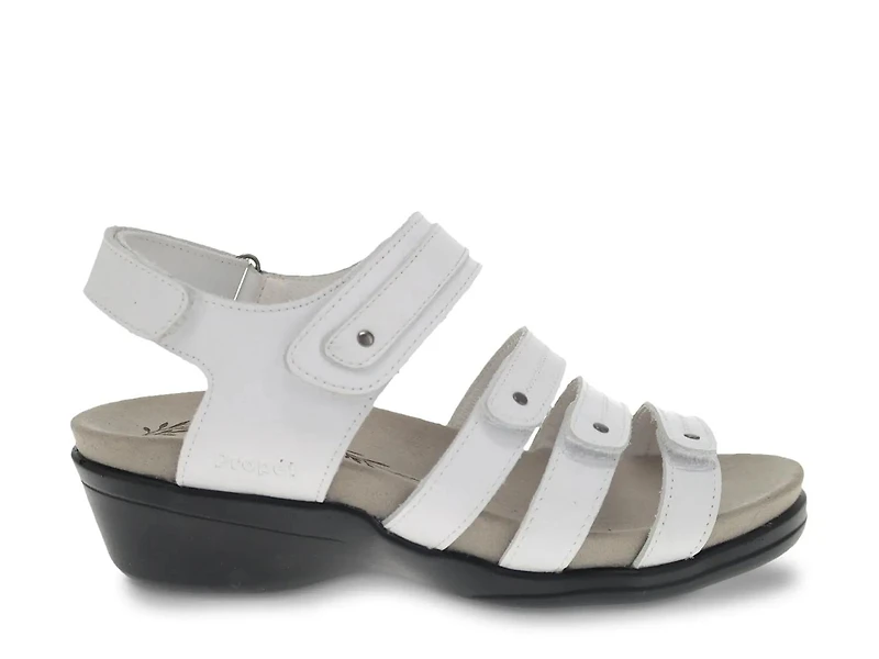 Ainsley Sandal