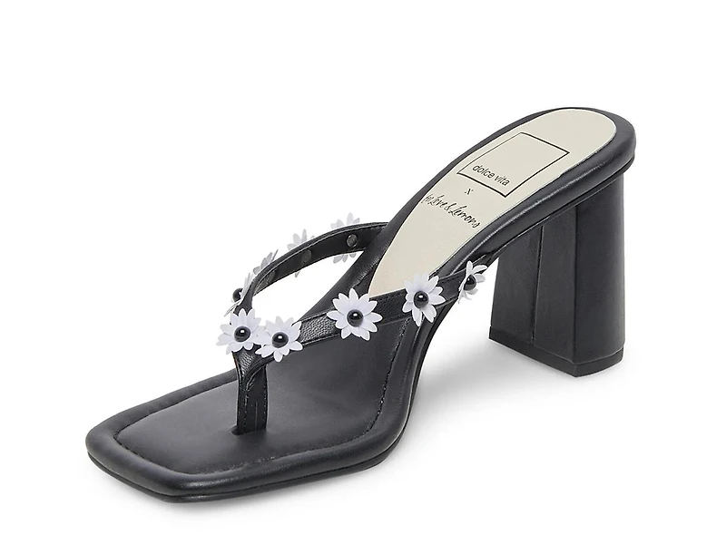 Daphne Sandal