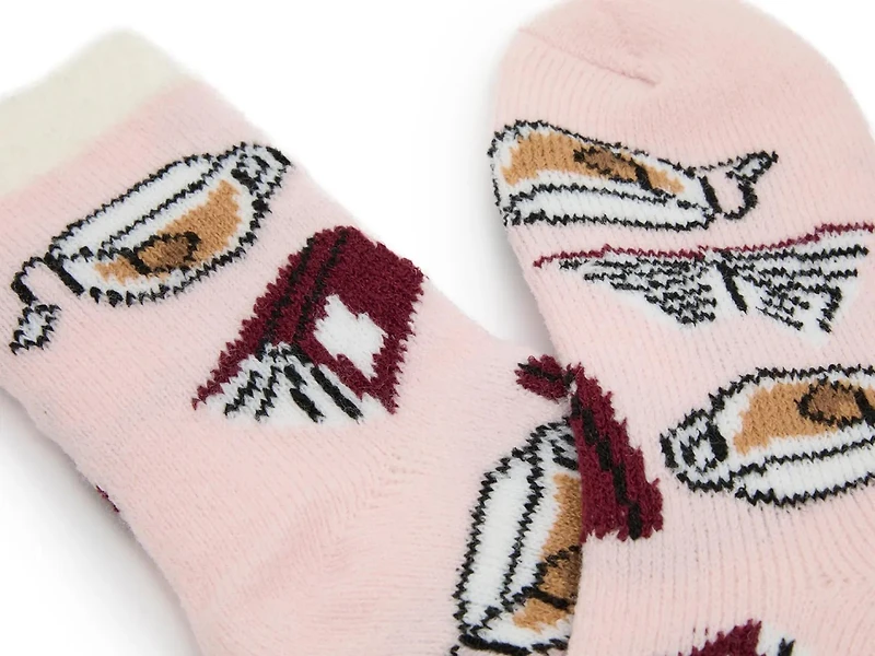Cozy Lodge Tea Book Women's Crew Socks