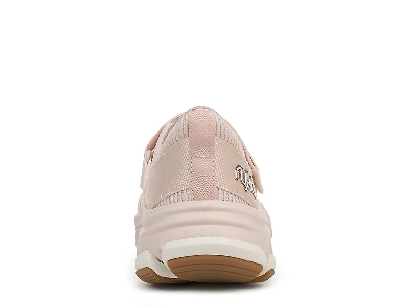 Devotion Max Mary Jane Walking Sneaker