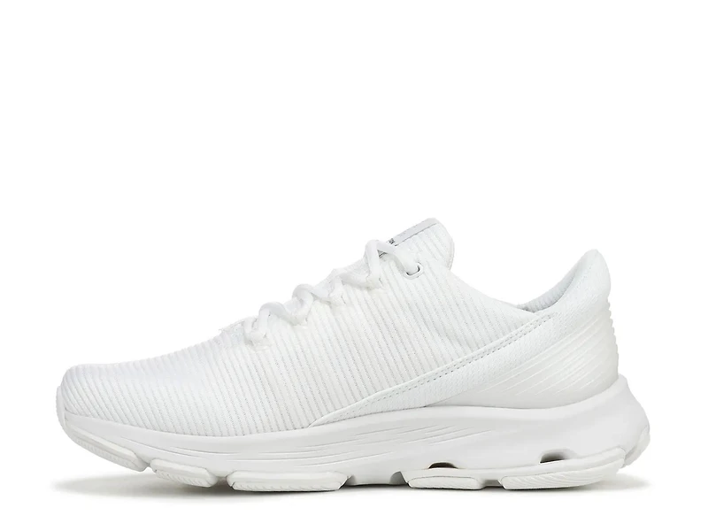 Devotion X 2 Walking Sneaker