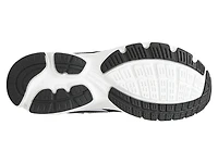 Invoke 2 Walking Sneaker