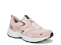 Invoke 2 Walking Sneaker