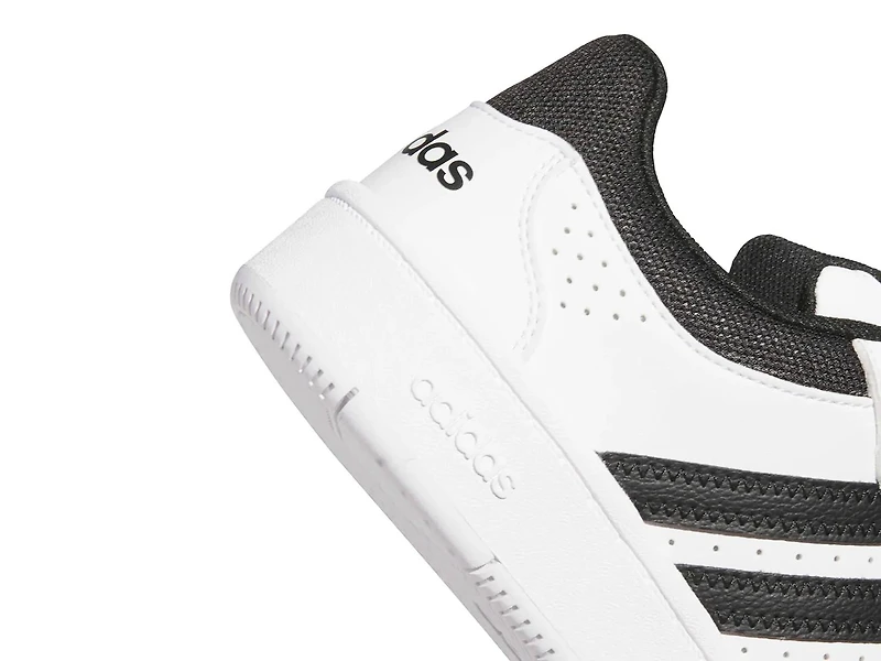 Hoops Classic Sneaker