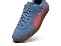 Club II Era Sneaker