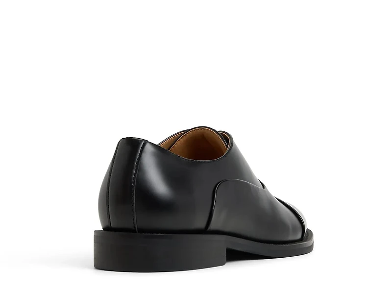 Calloway Oxford