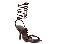Adriaana Sandal
