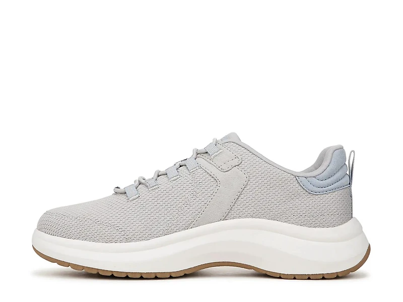 Feel At Ease Sneaker